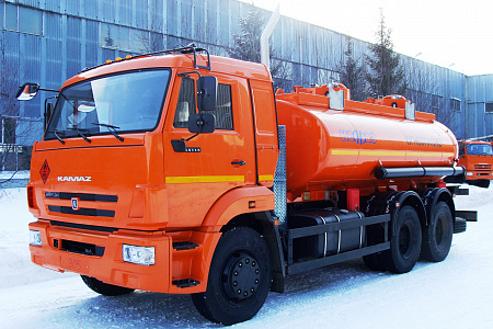 Автотопливозаправщик НЕФАЗ-6606